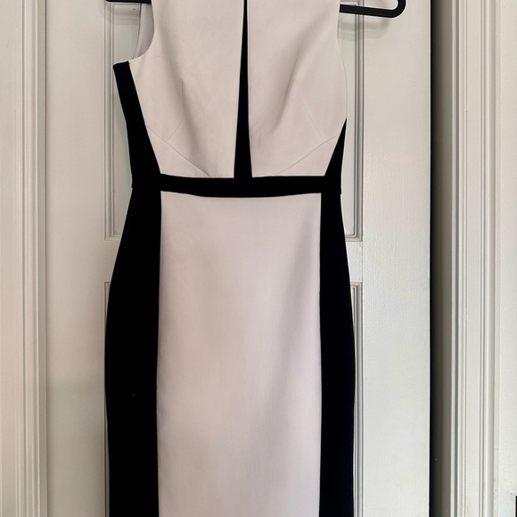White House Black Market Monochrome Midi Dress - Picture 2 of 7